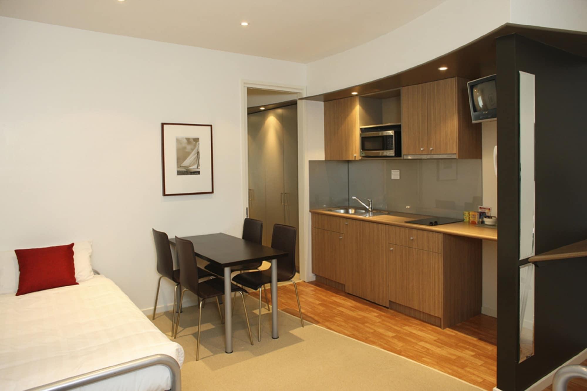 The Waves Apartments Cowes Zewnętrze zdjęcie